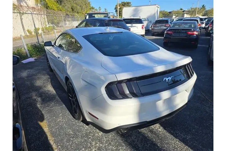 $22590 : Ford Mustang 2023 EcoBoost 2 image 4