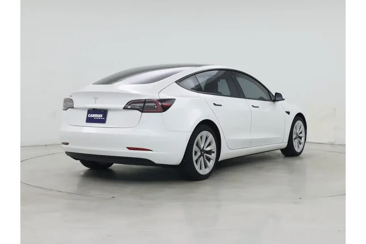 $23998 : Tesla Model 3 2022 4dr Sedan image 8
