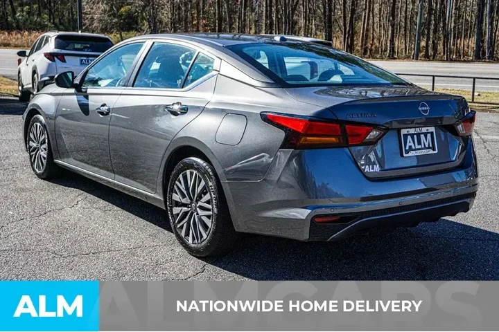 $18920 : Nissan Altima 2024 2.5 SV 4d image 5