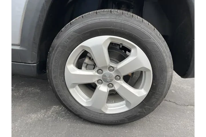 $19588 : Jeep Compass 2021 4x4 Latitu image 9