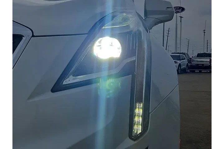 $37500 : Cadillac XT5 2025 Premium Lu image 9