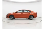 $17998 : Kia Forte 2023 LXS 4dr Sedan thumbnail