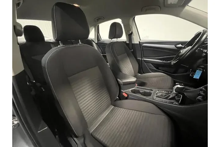 $16953 : Volkswagen Jetta 2024 S 4dr image 9