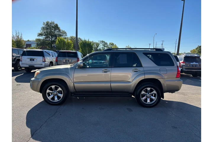 2007 4Runner 2WD 4dr V6 Limit image 5