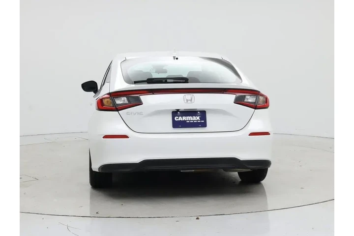 $25998 : Honda Civic 2024 LX 4dr Hatc image 6