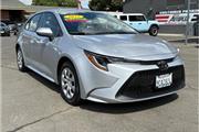 2022 Corolla LE en Fresno