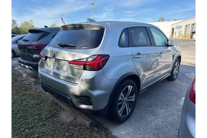 $16944 : Mitsubishi Outlander Sport 2 image 2