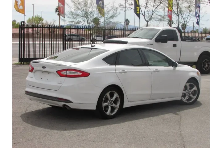 $6995 : 2014 Fusion SE image 9