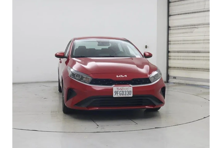 $16998 : Kia Forte 2023 LXS 4dr Sedan image 5