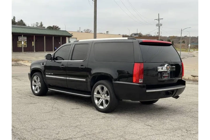 $14550 : 2014 Escalade ESV Luxury image 3