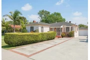 ***RENTO CASA DUPLEX $2180.*** en Los Angeles