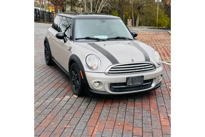 $7320 : 2013 MINI Cooper Hardtop image 1