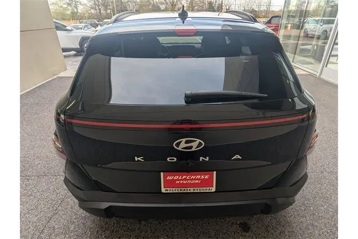 $22549 : Hyundai KONA 2024 SEL 4dr Cr image 5