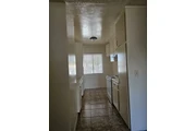 $1900 : 1bed Apt. En  North Hills thumbnail