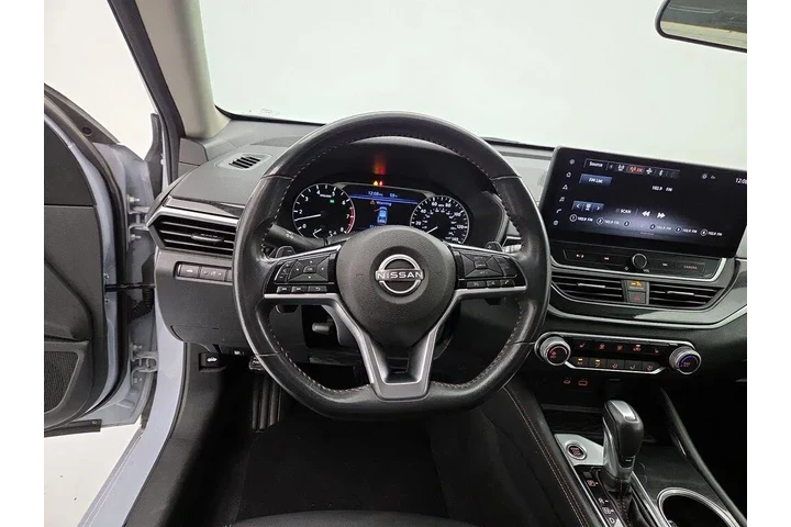 $24998 : Nissan Altima 2023 2.5 SR 4d image 10