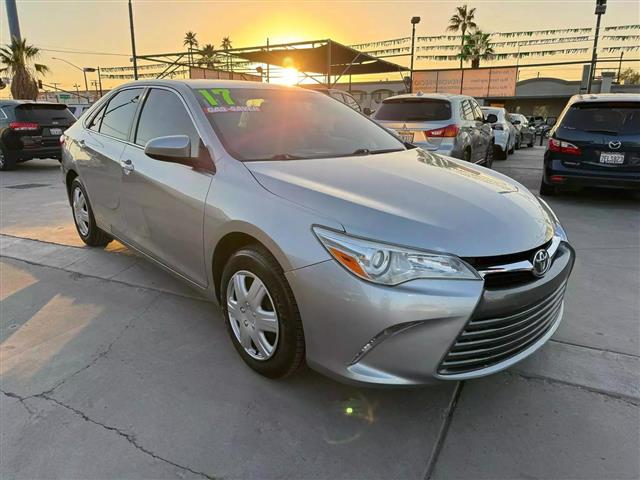 $16995 : 2017 TOYOTA CAMRY2017 TOYOTA image 10