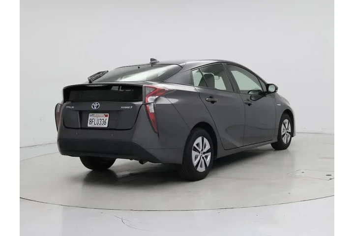 $15998 : Toyota Prius 2018 One 4dr Ha image 8