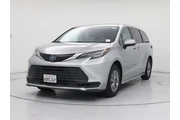 $32998 : Toyota Sienna 2022 LE 8-Pass thumbnail