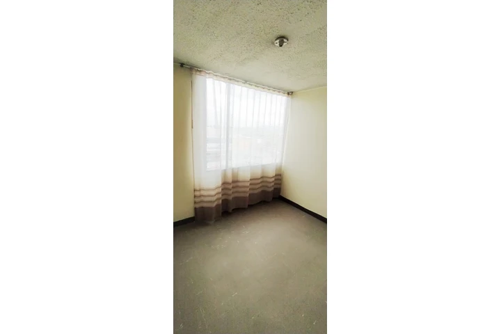 $600000 : Arriendo habitación amoblada image 4