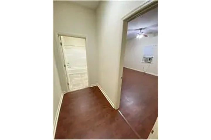 $1450 : Rental property with 2 bedro image 7