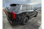 $38388 : Kia Telluride 2025 S 4dr SUV thumbnail