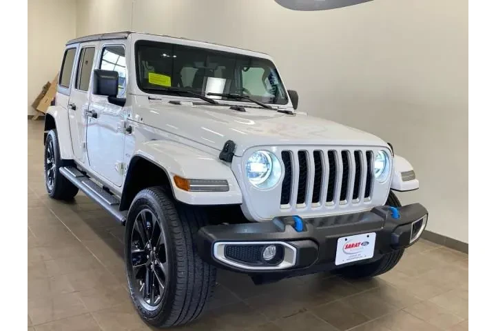 $33990 : Jeep Wrangler 2023 4x4 Sahar image 2