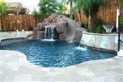 Flores Pool Builder en Orange County