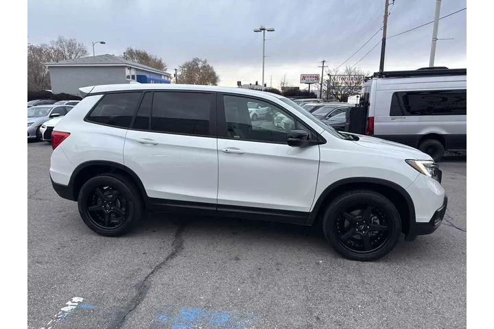 $17910 : 2020 Passport EX-L image 6