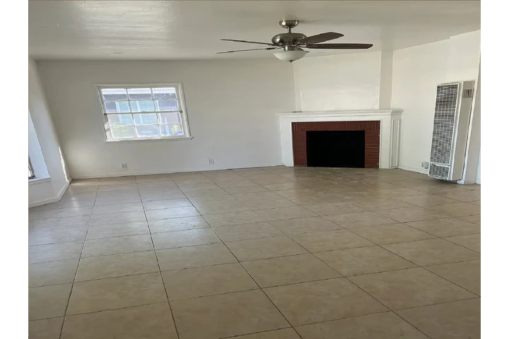 $980 : generous  2 bedrooms home image 4