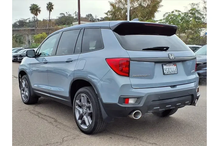 $31247 : Honda Passport 2023 AWD EX-L image 7
