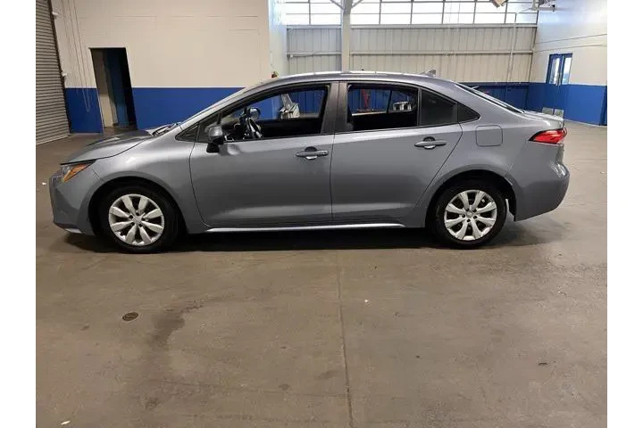 $19379 : Toyota Corolla 2023 LE 4dr S image 7