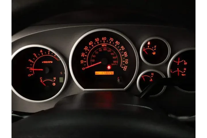 $14995 : Toyota Tundra 2012 4x4 Grade image 10