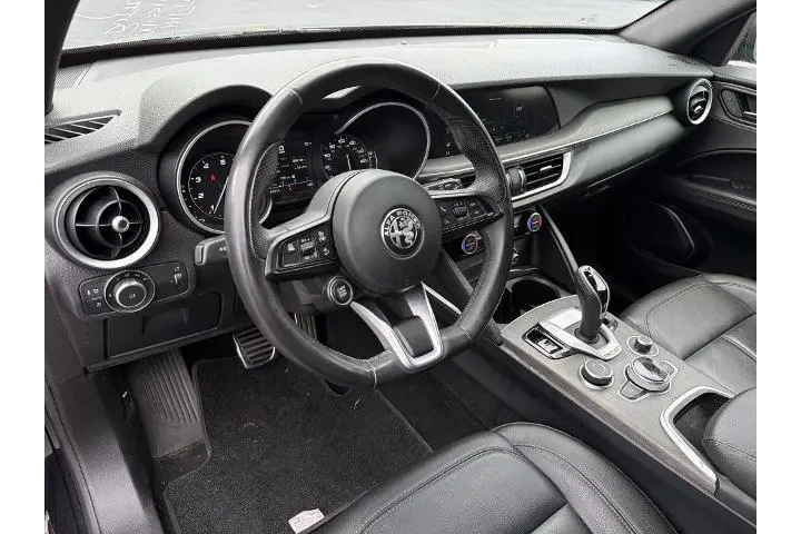 $24747 : Alfa Romeo Stelvio 2022 AWD image 2