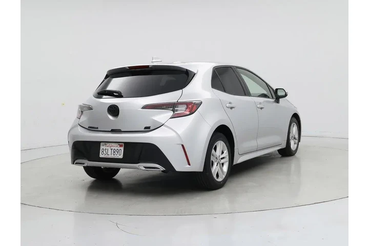 $21998 : Toyota Corolla Hatchback 202 image 8