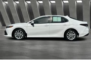 $26500 : Toyota Camry 2023 LE 4dr Sed thumbnail