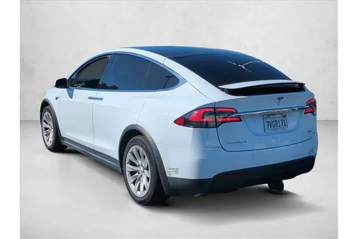 $21661 : Tesla Model X 2016 AWD 75D 4 image 8