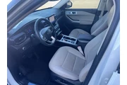 $29998 : Ford Explorer 2022 Limited 4 thumbnail