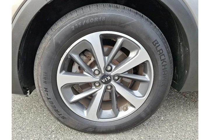 $18425 : Kia Sorento 2019 AWD EX V6 4 image 9