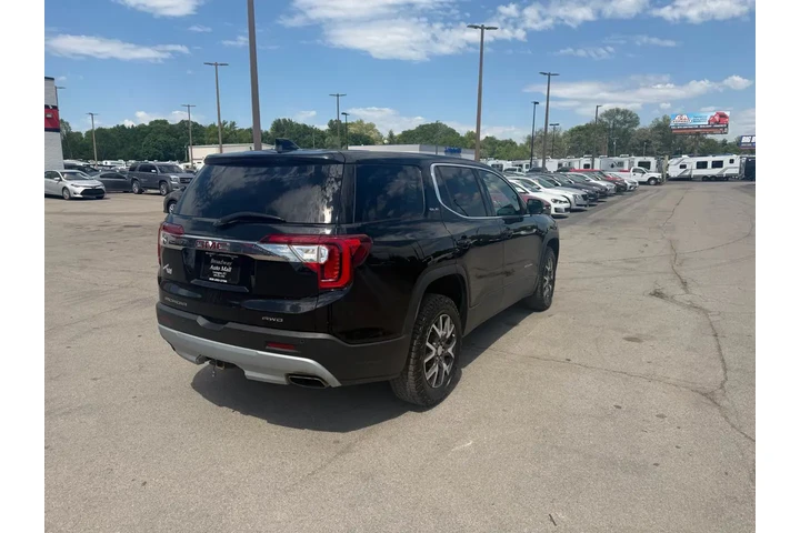 2021 GMC Acadia AWD 4dr SLE image 2