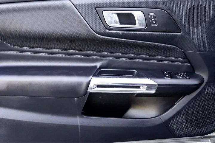 $28386 : Ford Mustang 2024 EcoBoost P image 9