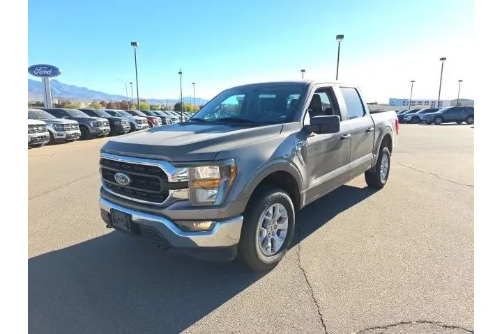 $32904 : Ford F-150 2023 4x4 XLT 4dr image 5