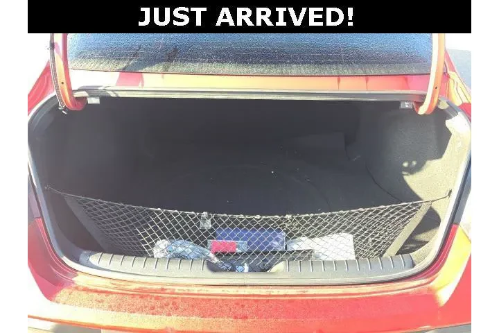 $18871 : Hyundai ELANTRA 2024 SEL 4dr image 6