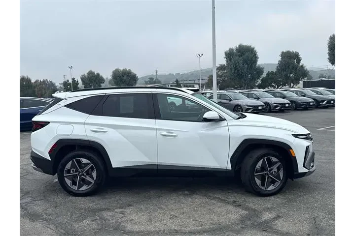 $32990 : Hyundai TUCSON Plug-in Hybri image 3