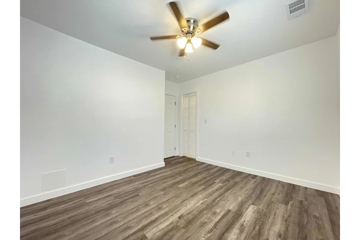 $24000 : Apt 2 recamaras - remodelado image 8