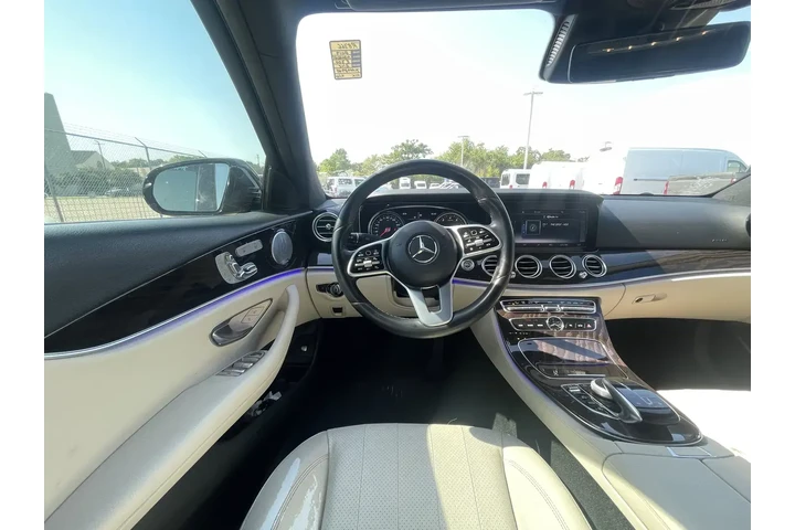 $11900 : Mercedes-Benz E-Class 2019 E image 7