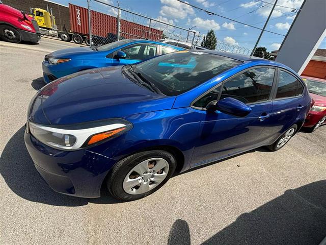 $9990 : 2017 KIA FORTE2017 KIA FORTE image 3