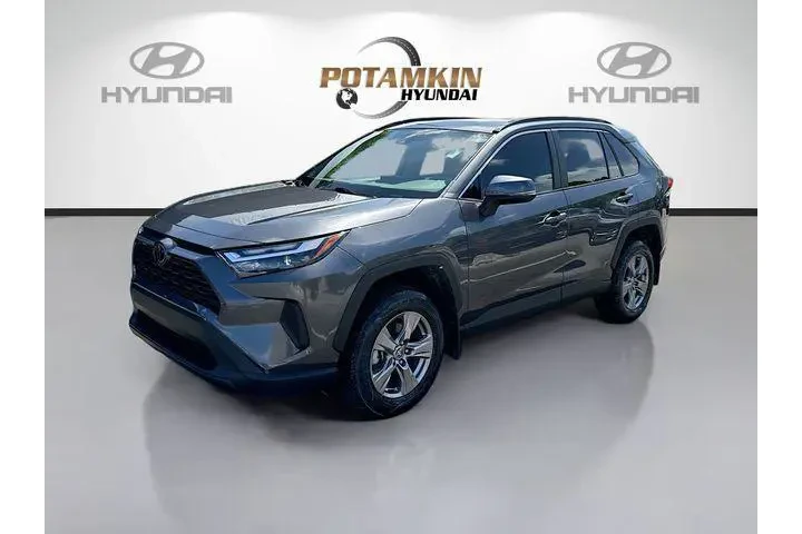$27699 : Toyota RAV4 2024 XLE 4dr SUV image 1