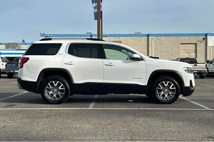 $24259 : GMC Acadia 2023 SLT 4dr SUV image 9