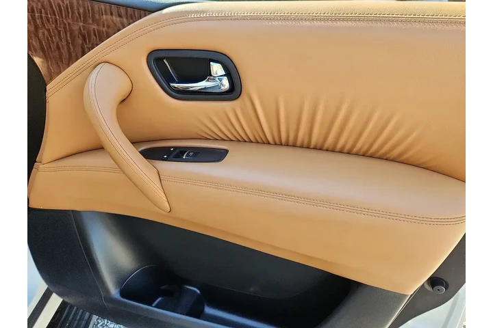 $24165 : Nissan Armada 2018 4x4 Plati image 10