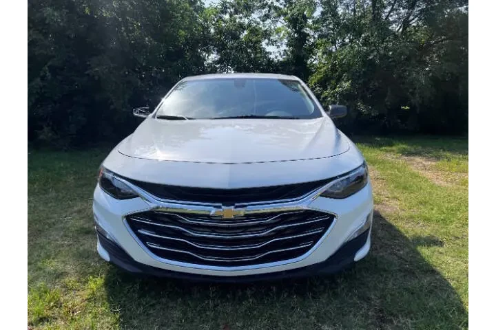 $23995 : 2022 Malibu LS image 6